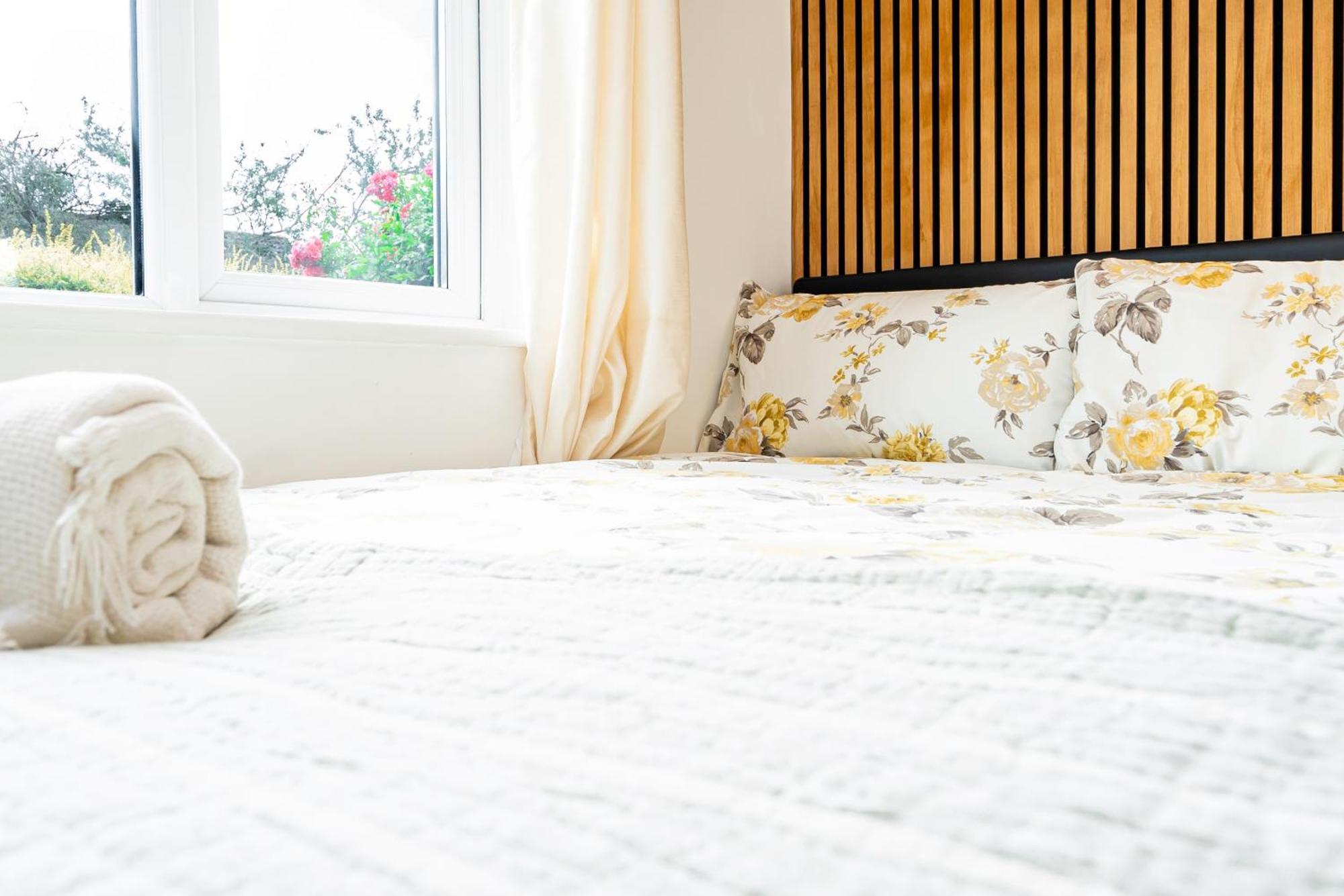 Earley Luxury Ensuite Room With Private Entrance Reading Ngoại thất bức ảnh